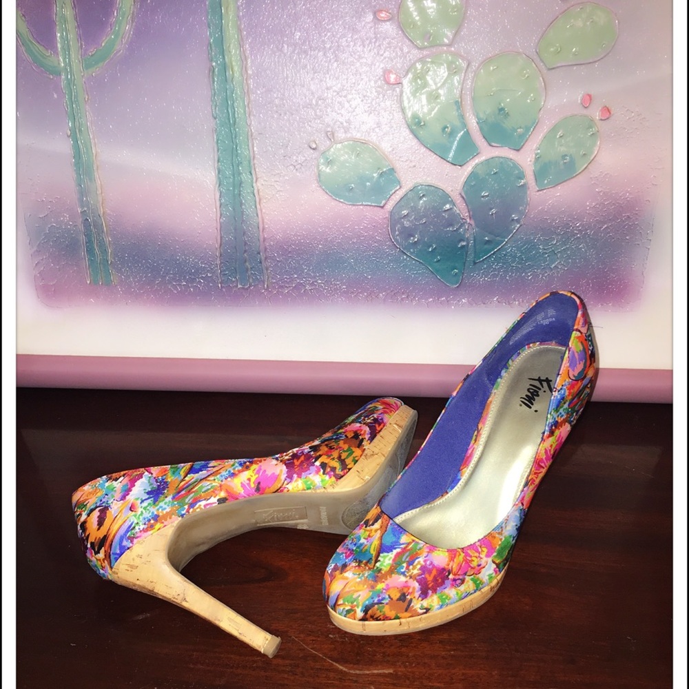 💕🦋Super Cute Colorful Heels🦋💕